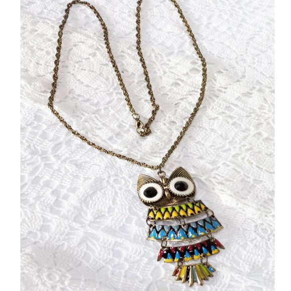 Reticulated Colorful Enamel Gold Tone Pndant Necklace On Long Gold Chain - Picture 4 of 4